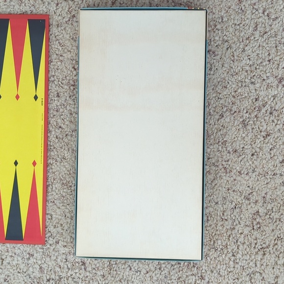 Milton Bradley Backgammon and Acey-Deucy Board Game COMPLETE - Picture 4 of 6